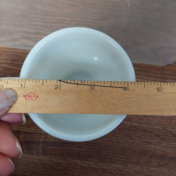 Vintage Pyrex Cup and Saucer - Picture 12 of 12